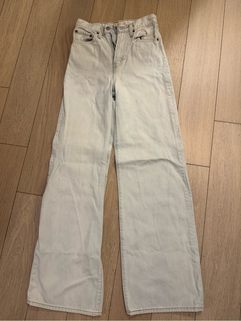 Levi's Ribcage Wide Leg Jeans